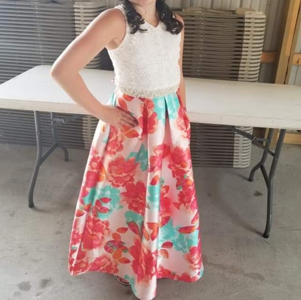 Formal gown girls 14